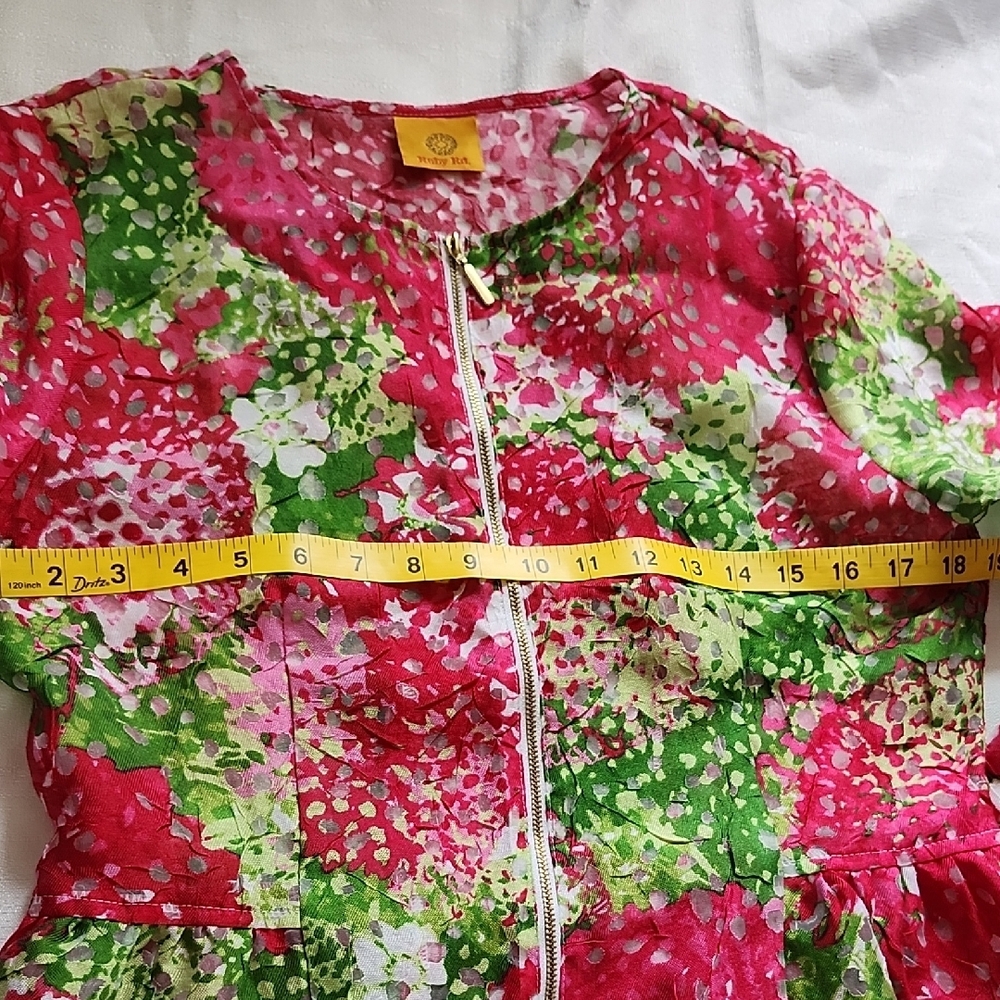 Ruby Rd. Pink and Green Floral Jacket - Picture 5 of 5